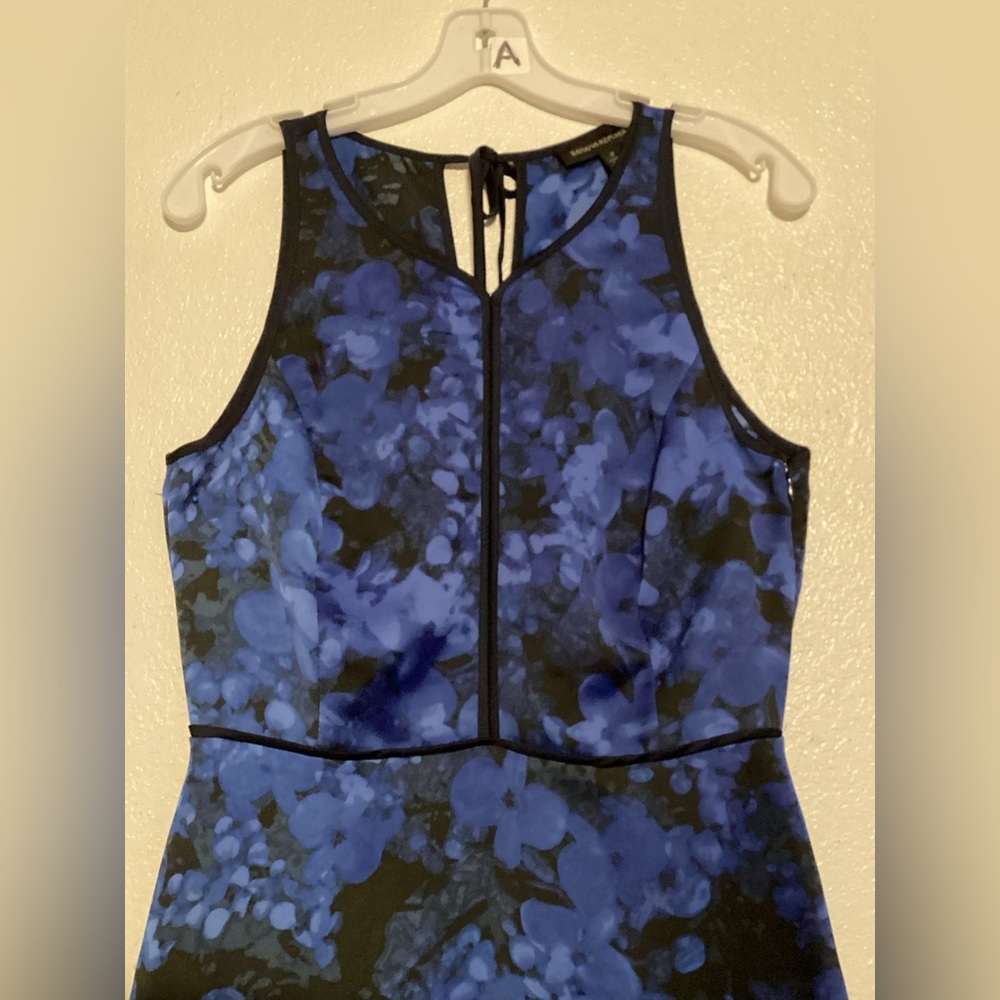 Banana Republic Floral MIDI Dress - Picture 4 of 14